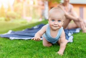 Z miminka akčním batoletem: jak podpořit imunitu dětí po jejich 1. narozeninách?