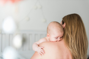 Reflux a ublinkávání u kojenců